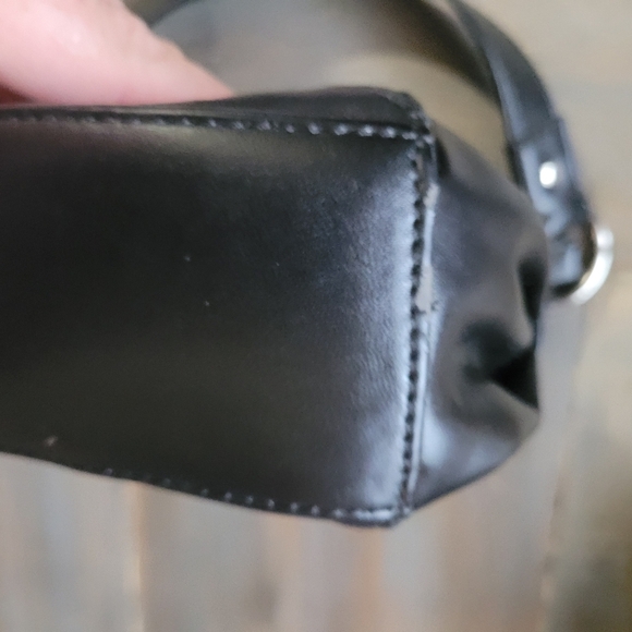 Wilsons Black Leather Hand Bag - Picture 8 of 8